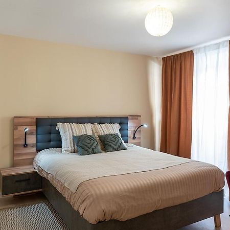 Logis Face A L'Abbatiale Apartment Beaulieu-sur-Dordogne Ngoại thất bức ảnh