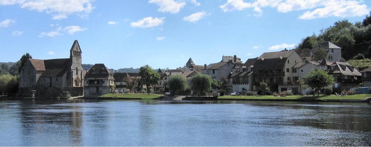 Logis Face A L'Abbatiale Apartment Beaulieu-sur-Dordogne Ngoại thất bức ảnh